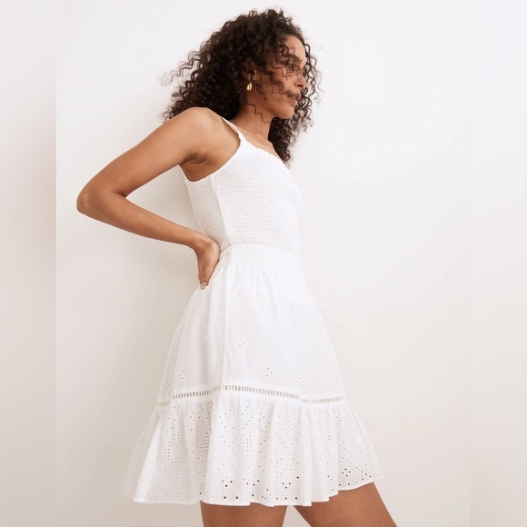 Madewell Dresses & Skirts - Madewell Embroidered Smock-Waist Ruffle Mini Skirt size XXS